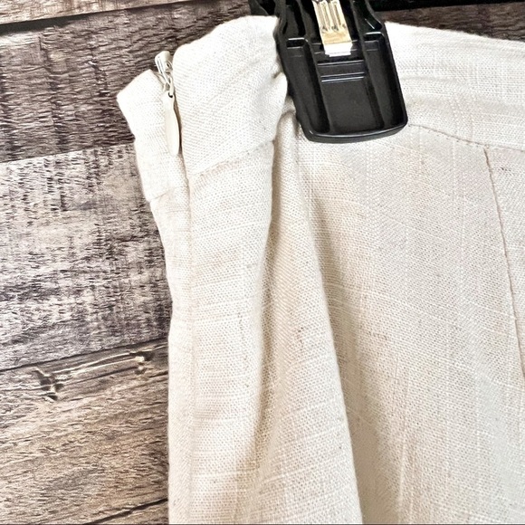 Francesca’s Alya Hi-Rise Linen Scalloped Shorts - Picture 3 of 6